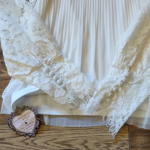 SOLD - Picture 3 of 6